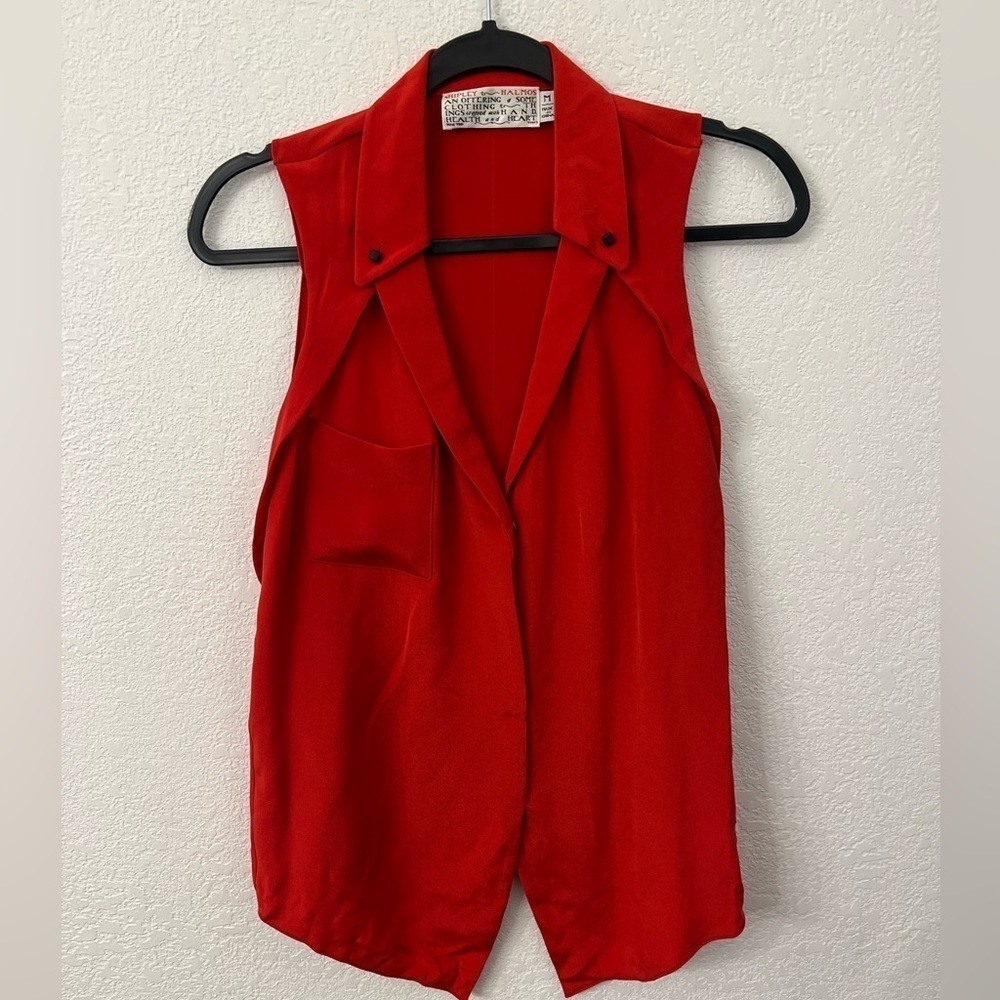 Shipley & Halmos red vest blouse size medium